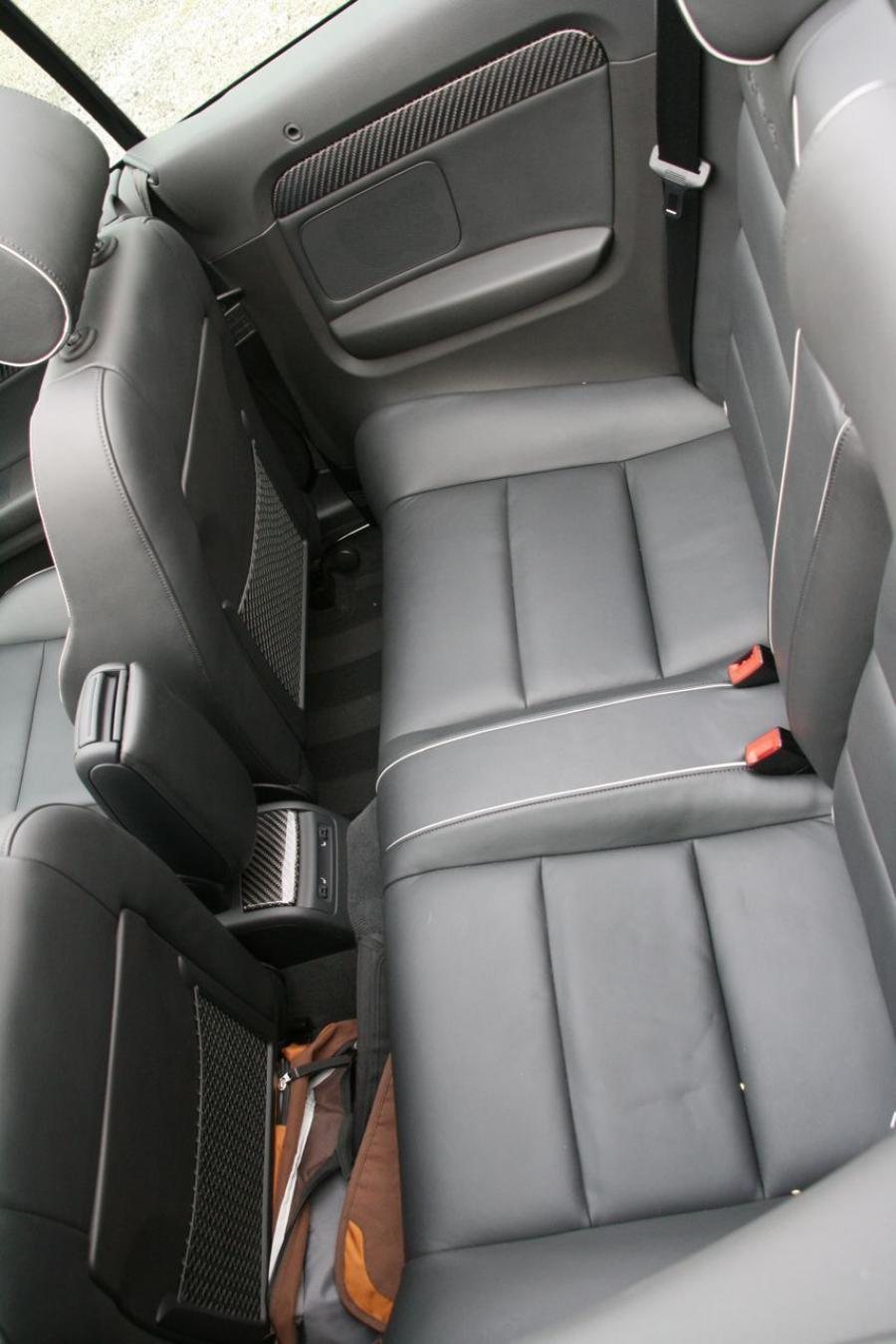 Интерьер Audi RS4 Cabriolet (B7, 8H) 2006 года  (NA) (фото 24 из 65)
